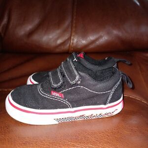 Vans Off The Wall Toddler Shoes  Size 6 Unisex